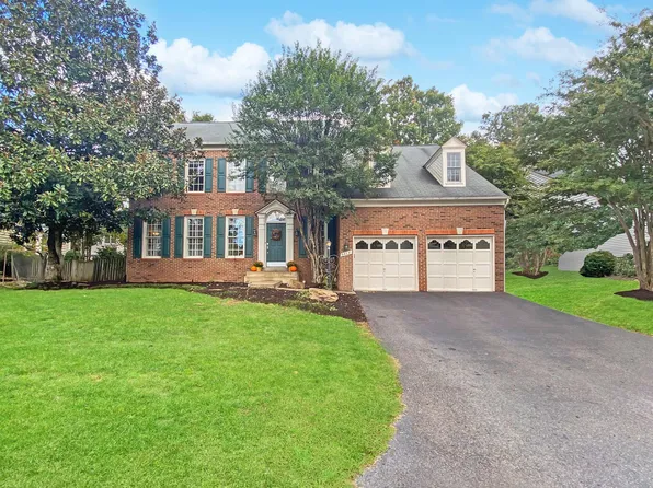 6613 Oak Rock Ct, Centreville, VA 20121