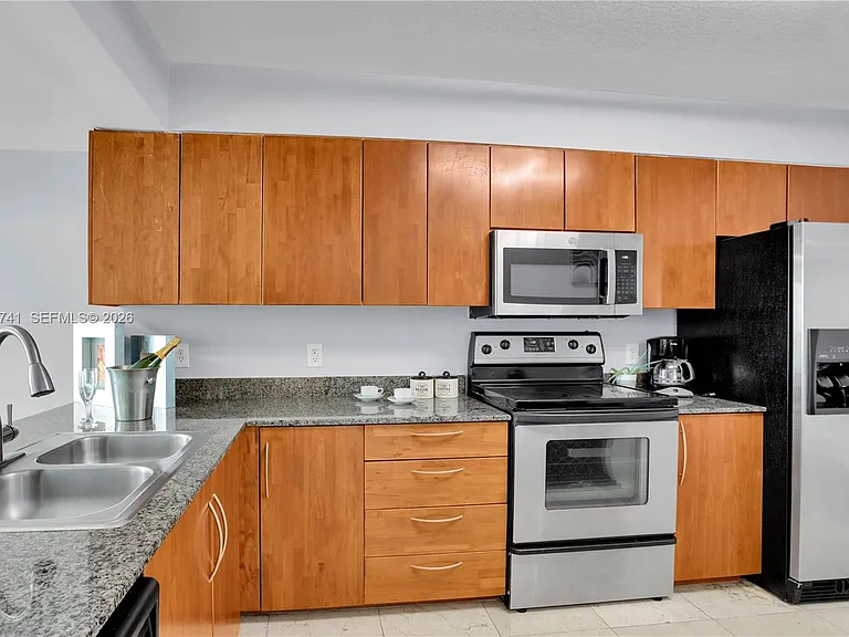 1200 Brickell Bay Dr #3515 — Photo 11
