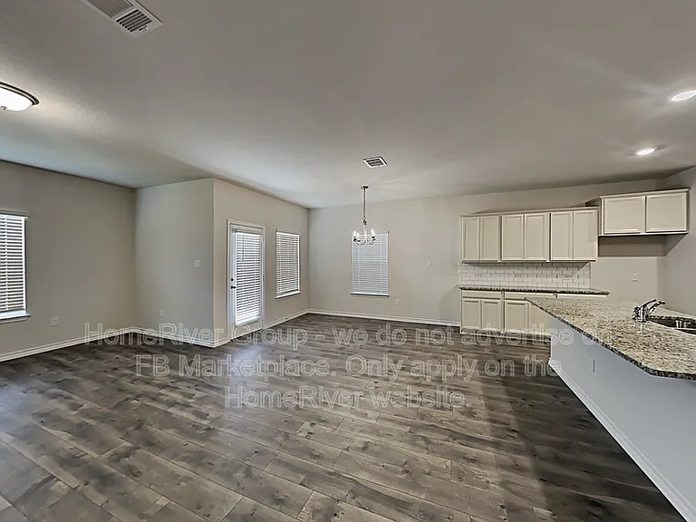 428 Fig Tree St — Photo 4