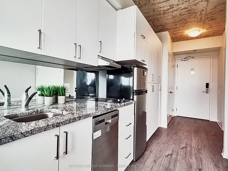 1900 Simcoe St N #511 — Photo 12