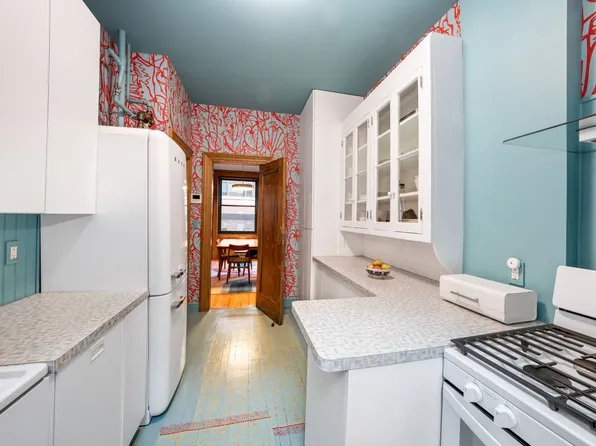 605 West 111th Street image 13 of 19