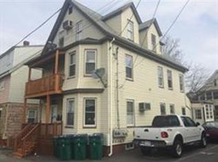 17 Relay St, Lynn, MA 01904