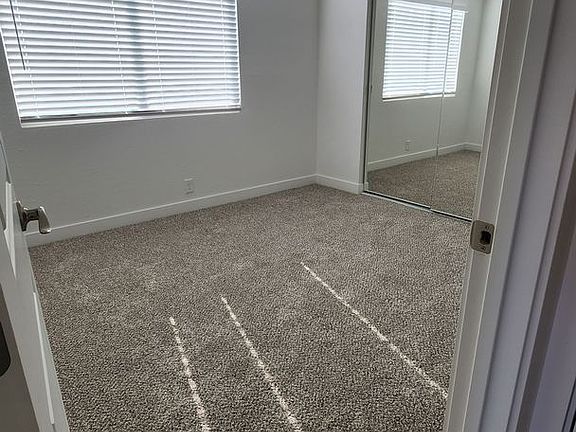 5th image of 236 Boulder Creek Dr #8
