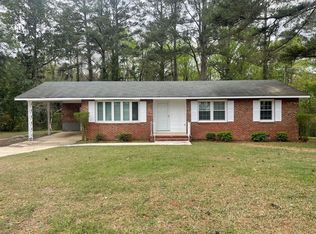 5039 Coker St, Fayetteville, NC 28311