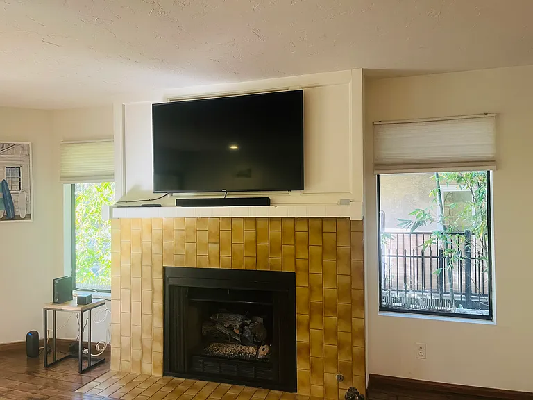 11718 Goshen Ave #6 — Photo 8