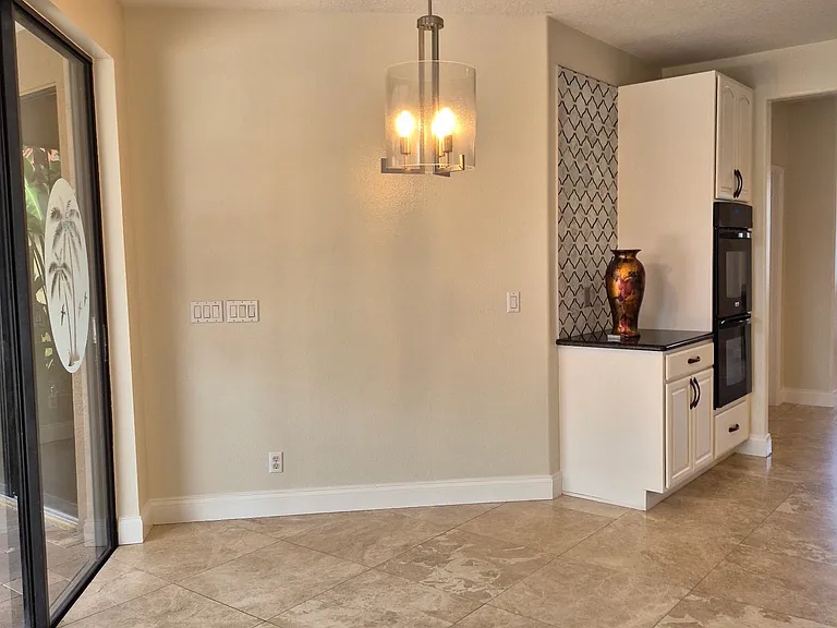 2988 Marbella Dr — Photo 16
