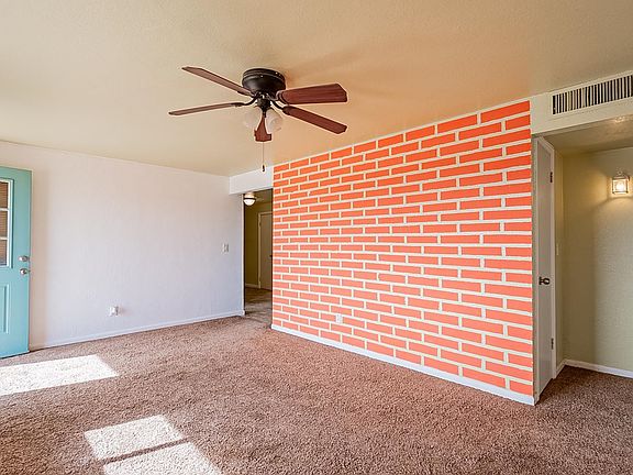 5th image of 36302 E Lewis Ave
