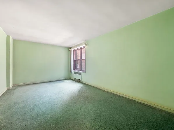 2190 Brigham St APT 1D, Brooklyn, NY 11229