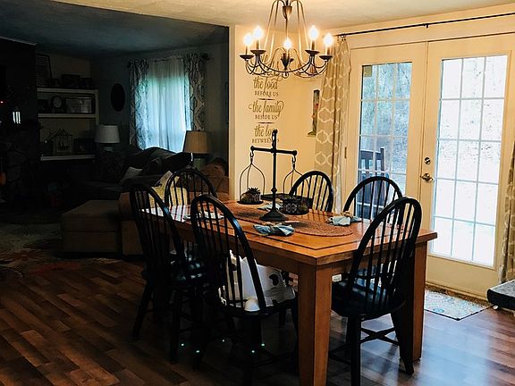 5th image of 425 McEldowny Ave