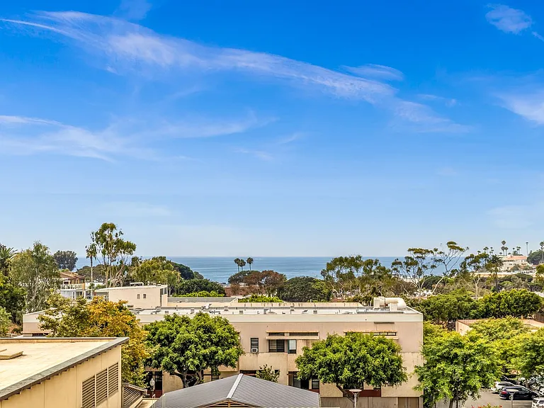 384 Loma Ter — Photo 5