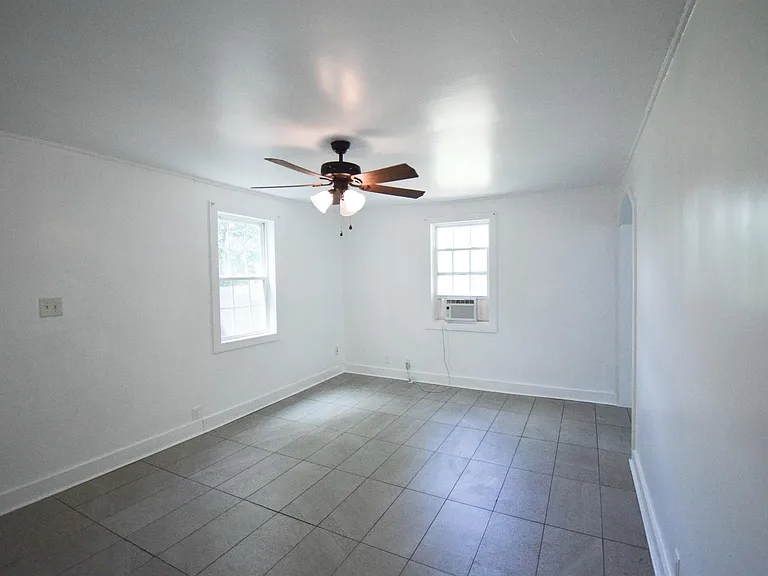 2716 Sunrise St #2 — Photo 12
