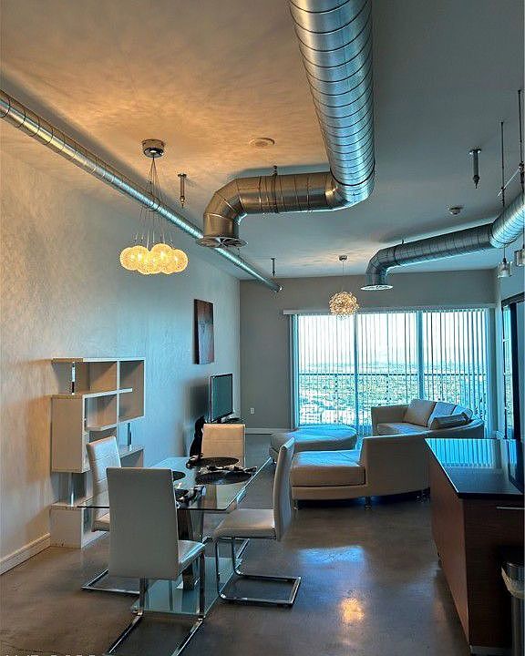 1st image of 200 Hoover Ave Unit 2007