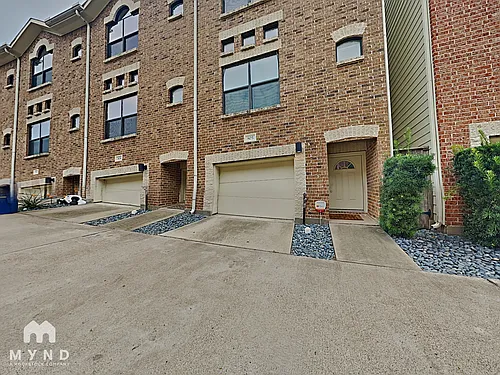 648 Westcross St #805 Photo 1