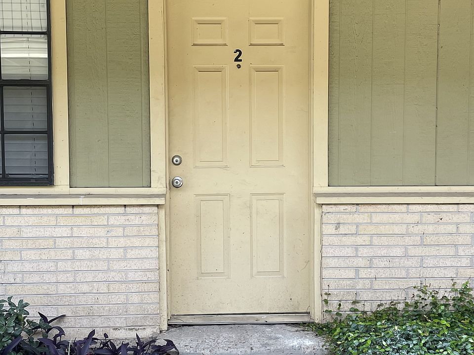 1st image of 4804 Delano St APT 2