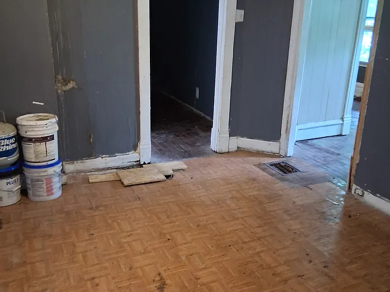 3912 Beachwood Ave — Photo 13