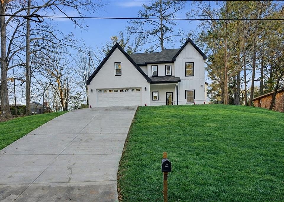 1st image of 1043 McCalla St NE