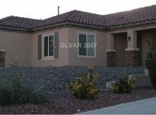 2225 Sandstone Cliffs Dr, Henderson, NV 89044