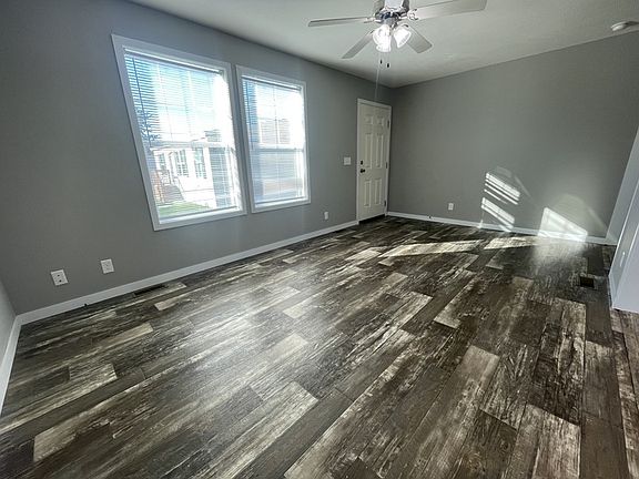 2nd image of 38000 Le Chateau Blvd #604