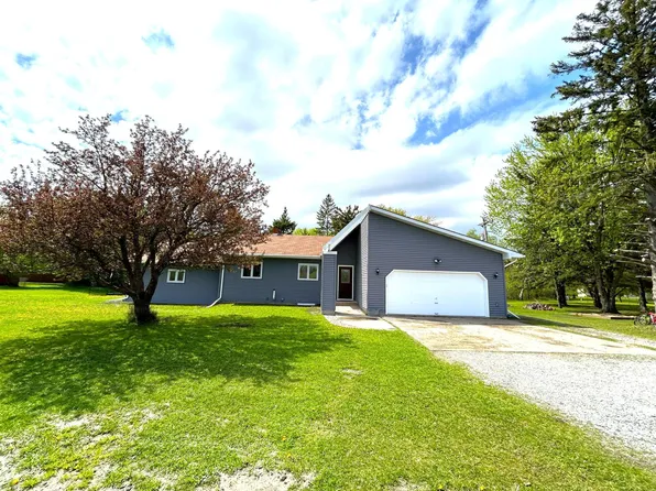 32965 County Road 5, Warroad, MN 56763