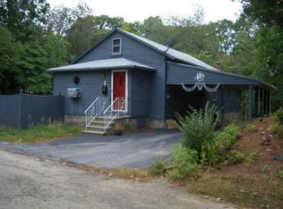 5 Amber St, Worcester, MA 01602