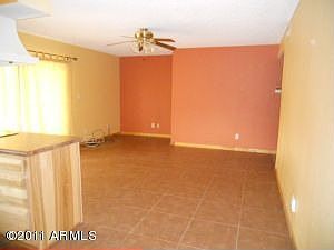 3rd image of 2337 E La Jolla Dr
