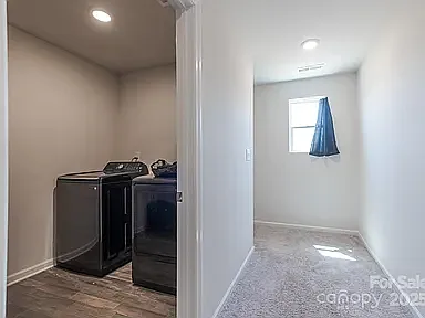 4 bed, 2062 sqft, $2,650 — Photo 4