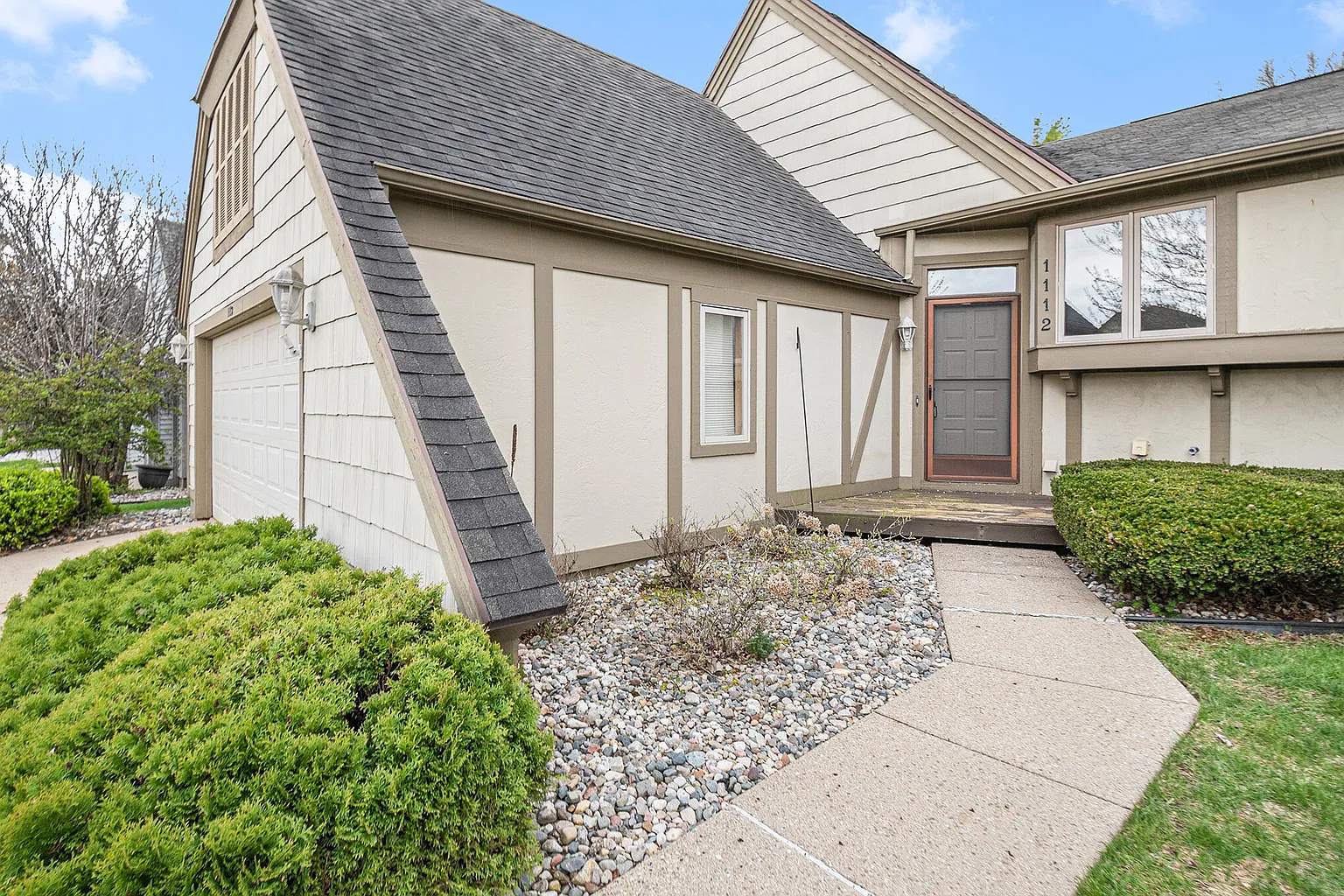 1112 Boulder Ct photo 1