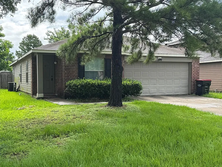 16942 Reston Glen Ln — Photo 1