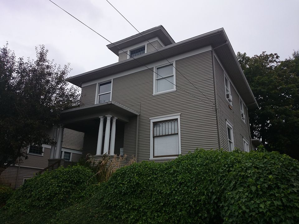 2nd image of 5810 17th Ave NW