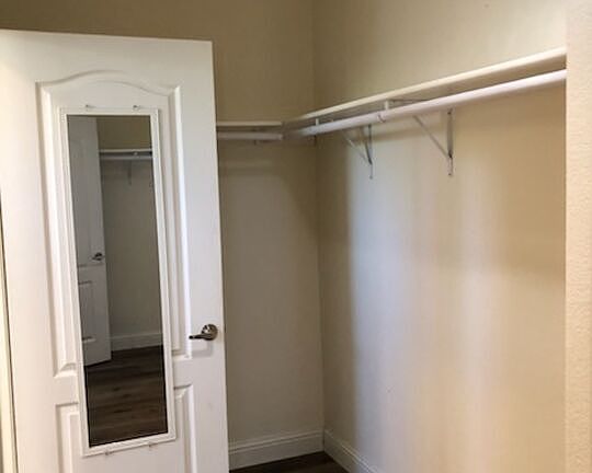 4th image of 5901 Clover Heights Ave