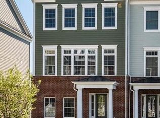 114 3rd St, Oakmont, PA 15139