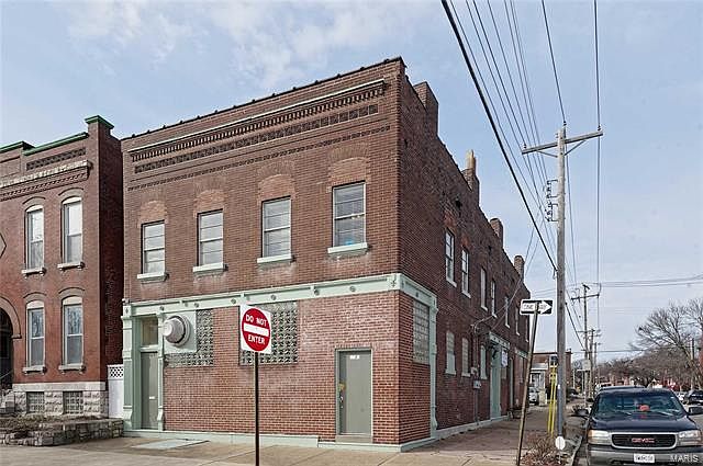 1st image of 2736 Sidney St