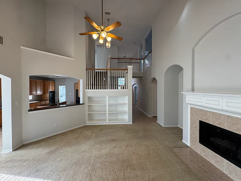 3813 Cedar Ridge Ct — Photo 2