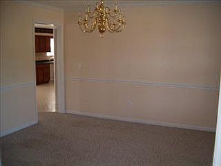 5th image of 9883 Stonebridge Dr
