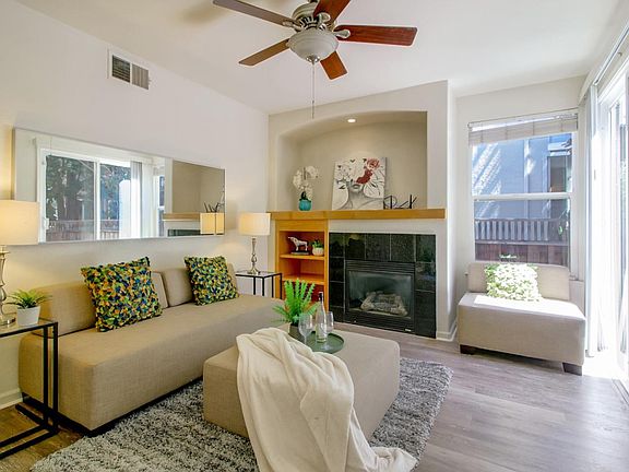 5th image of 210 Sedona Pl