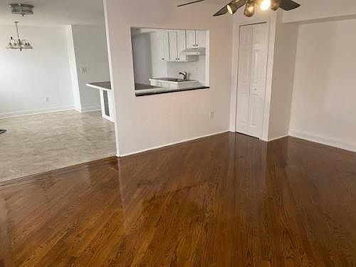 5th image of 68 Harrison Ave
