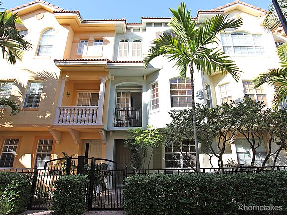 2nd image of 2405 San Pietro Cir