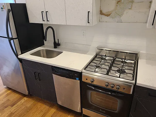 Rented by The Hamilton Group | media 20