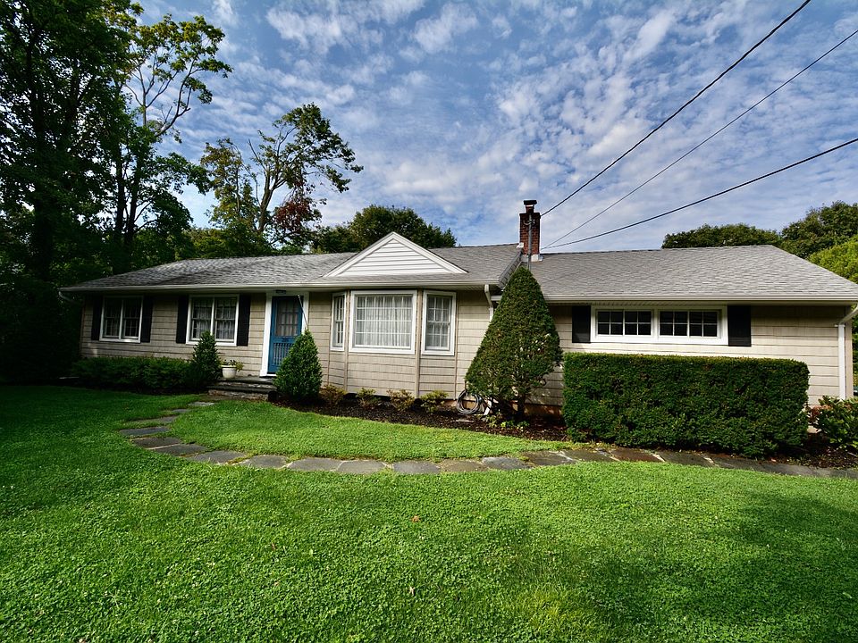 1st image of 218 Cambon Ave