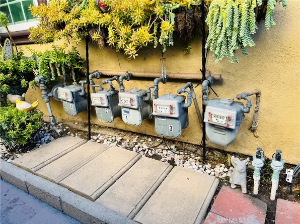 2166 W Alameda Ave, Anaheim, CA 92801