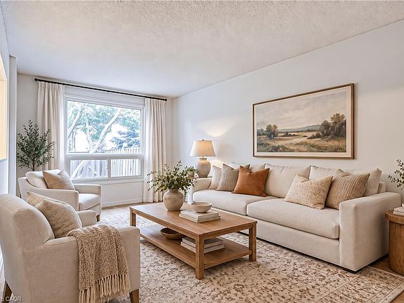 3rd image of 1350 Limeridge Rd E #13