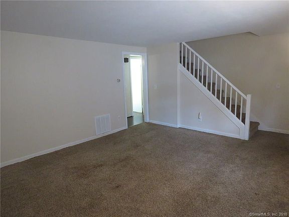 5th image of 29 Butternut Dr