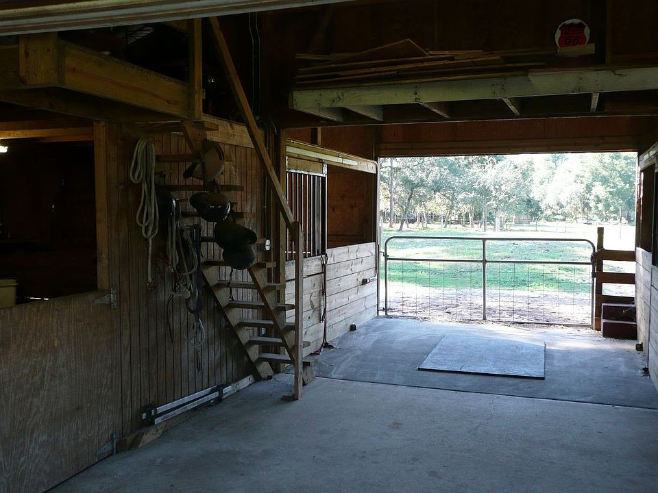 2nd image of 37020 Mill Stream Ct
