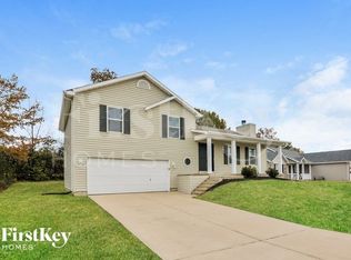15 Glen Meadows Dr, Troy, MO 63379