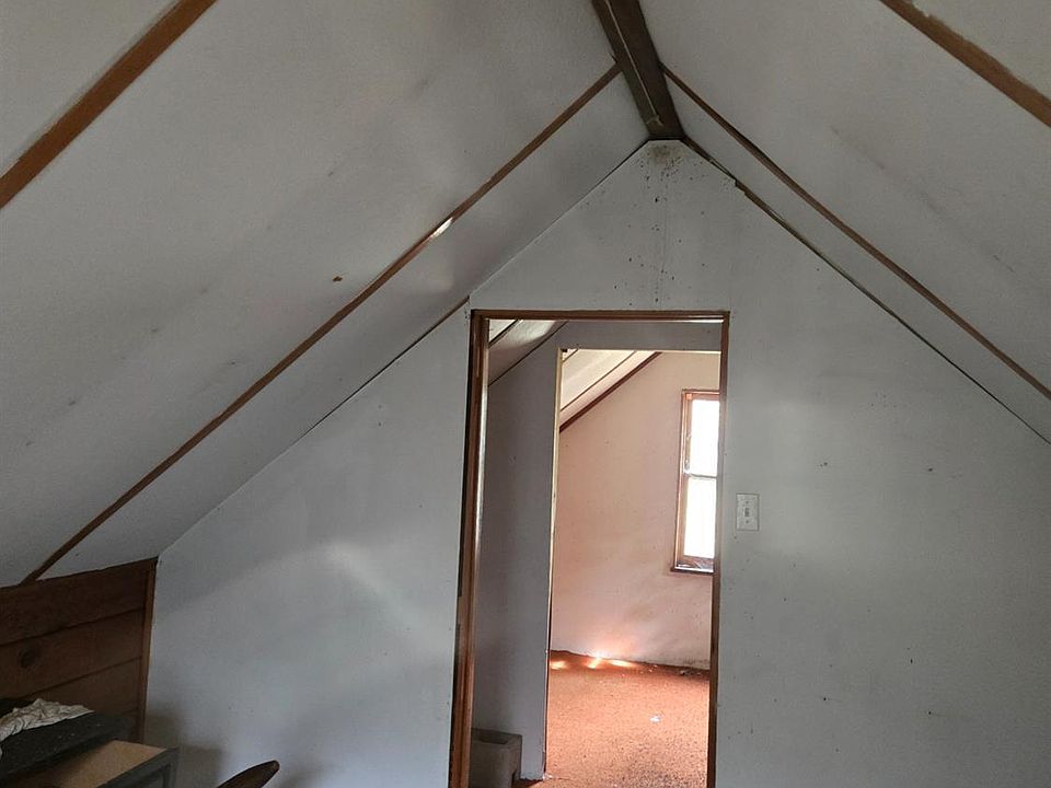 2nd image of 45766 Carlin Dr
