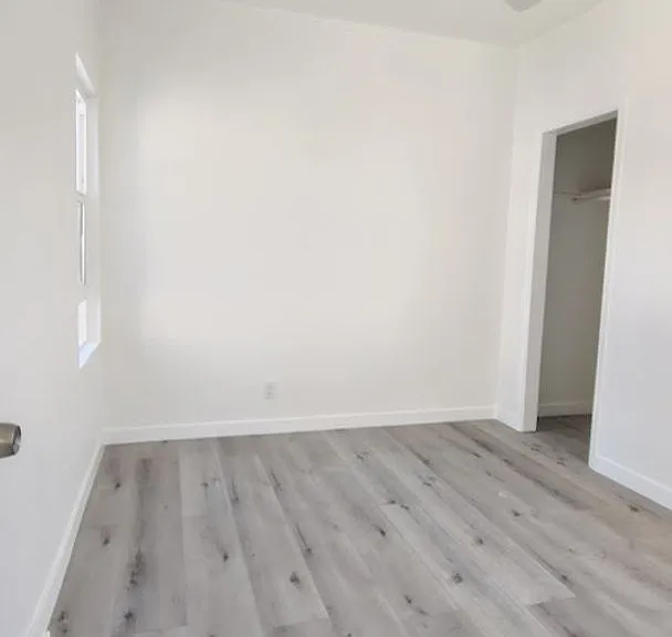 1565 S. Hobart Blvd — Photo 19