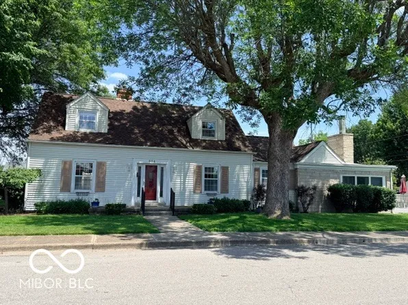824 W 5th St, Seymour, IN 47274