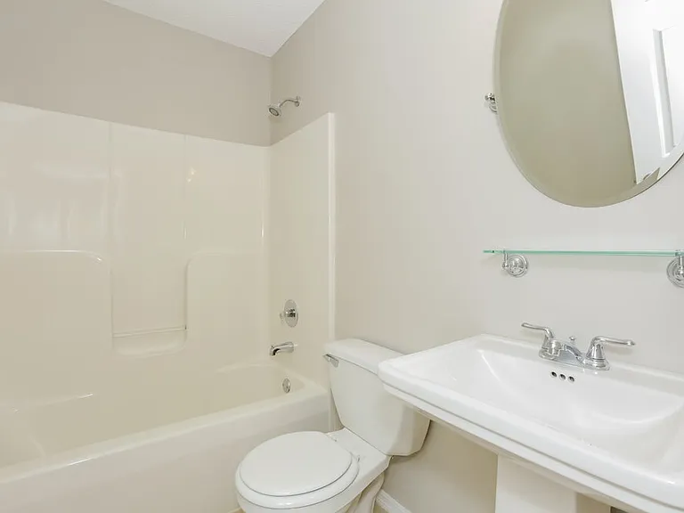 310 Tamarack Dr — Photo 13
