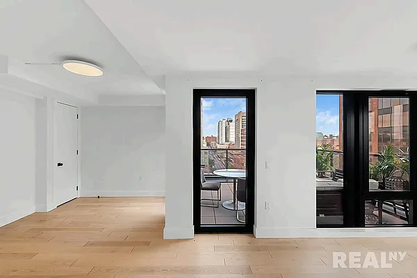 Rented by REAL New York | media 3