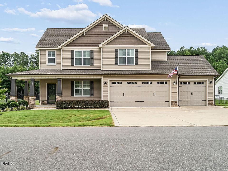 1st image of 426 Jackson Pond Dr